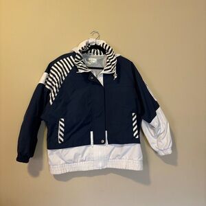 Vintage Women's Navy and White Puffer Jacket
